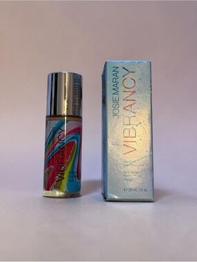 Josie Maran Vibrancy Argan Oil Foundation,NIB